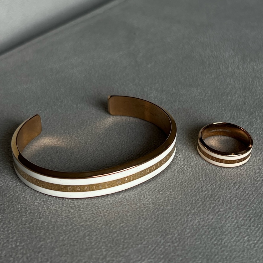daniel wellington bracelet & ring set (size 6)